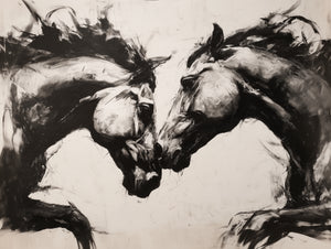 Duel artistique de chevaux en noir et blanc, style expressionniste puissant et émotionnel