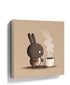 Lapin espiègle tasse café toile pour cuisine minimaliste