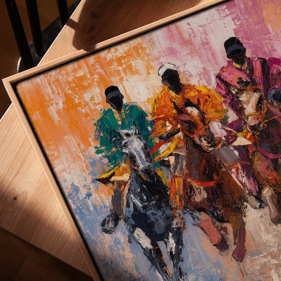 Tableau chevaux noir et blanc fond doré pour salon minimaliste