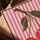 Tableau cerises rouges fond rayé pour cuisine scandinave