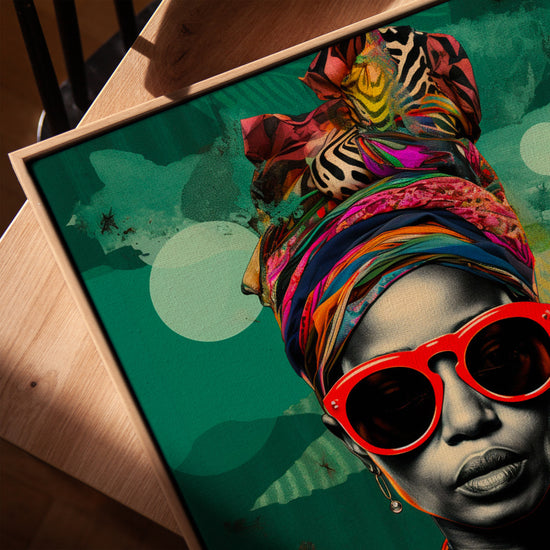 Tableau femme africaine turban pop-art pour salon cadre chêne doré