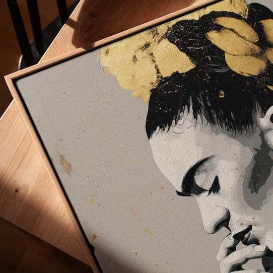 Tableau sur toile portrait Frida Kahlo noir blanc or décoration salon moderne style street art
