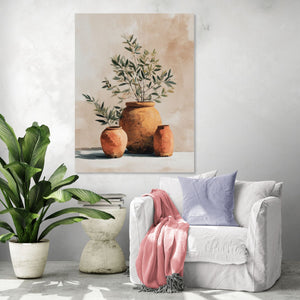 Tableau floral avec pots en terre cuite dans un salon cosy aux tons pastel