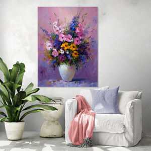 Tableau floral vibrant aux couleurs éclatantes, ambiance douce et moderne dans un salon lumineux