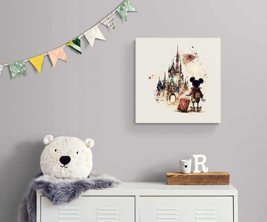 Tableau de déco du château de Disneyland Paris, accroché dans une chambre d'enfant, avec Mickey Mouse, réalisé à l'aquarelle