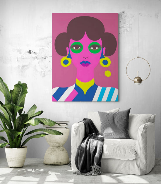 tableau pour salon  femme pop et coloré