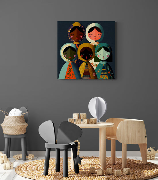 Tableau poupée du monde pour décorer chambre enfant